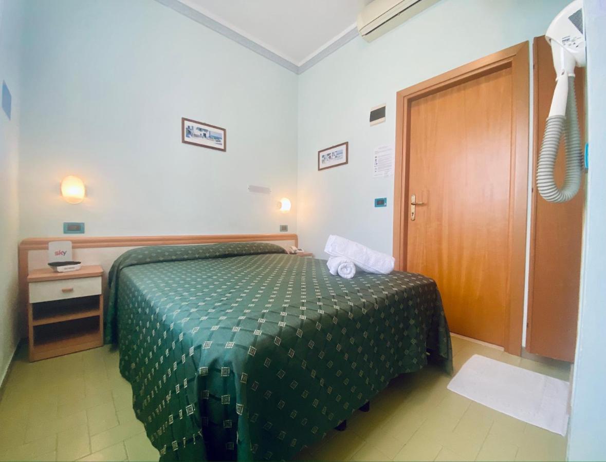Hotel Villa Grazia Cesenatico Extérieur photo