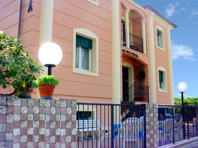Hotel Villa Grazia Cesenatico Extérieur photo